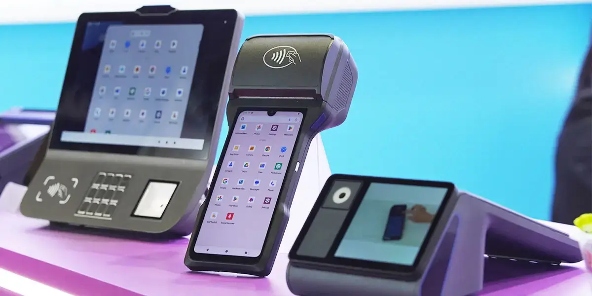 Z93 Smart Mobile Terminal Z93 Android 14.0 pos，6.26 inch screen touch, super long standby battery capacity is 3600 mAh/7.6V, 80mm thermal paper printer, 5 Mega-pixel rear camera(13M optional), 2G / 3G / 4G /wifi, bluetooth communication, this fine workmanship and top quality machine is the best choice in the market.